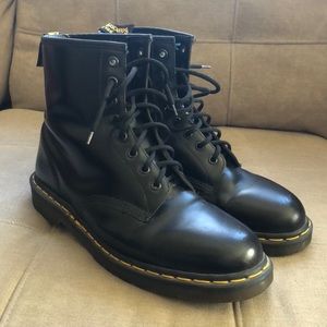 Vintage 90’s Men’s Dr. Martens